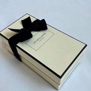 Jo Malone Gift Box with Bow